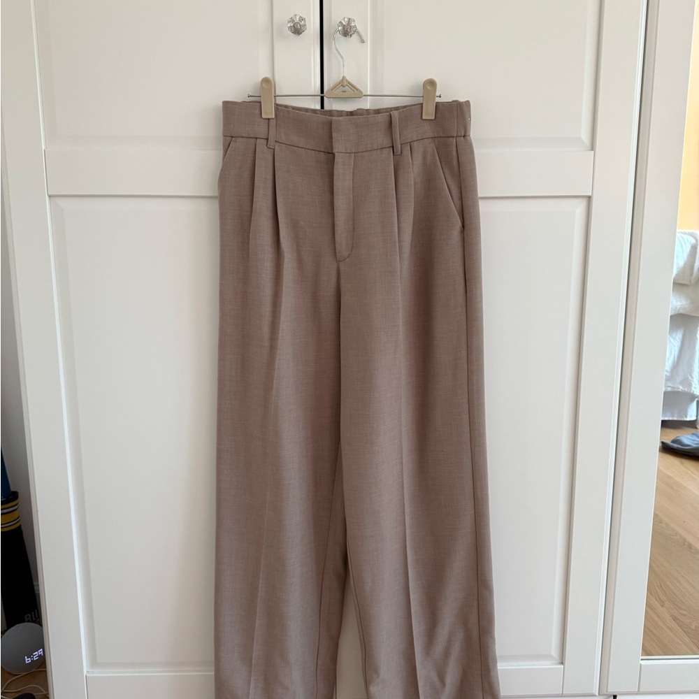 Beige A&F Wide-Leg Trousers